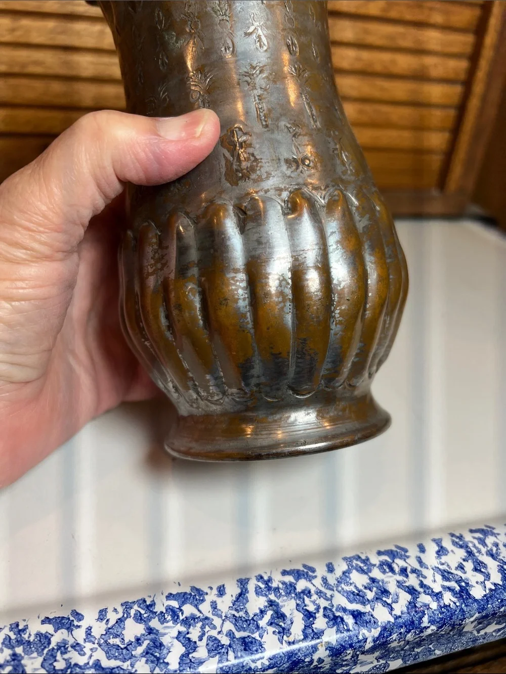 Mid Century Egyptian Hand Hammered Copper Bud Vase - Pyramid Co. Egypt 7.5
